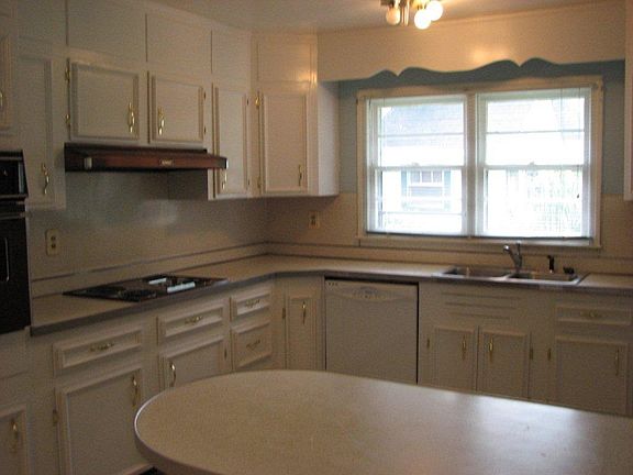 Kitchen view of stovetop,D/W