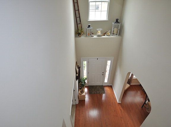 3rd image of 3241 Riverstone Dr