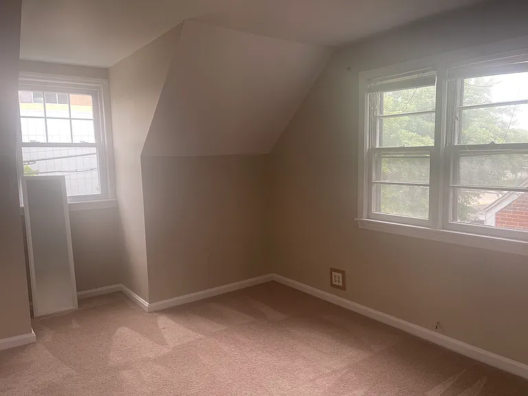 1324 S Dinwiddie St — Photo 1
