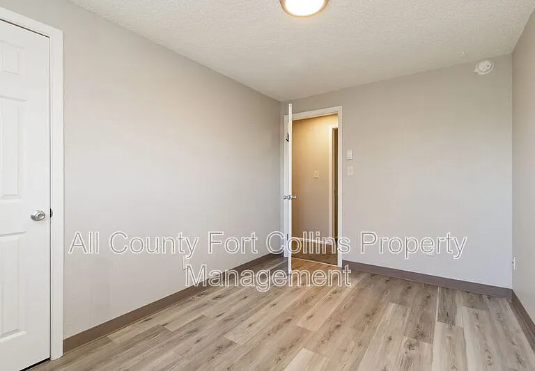 3542 Butternut Dr #A — Photo 12