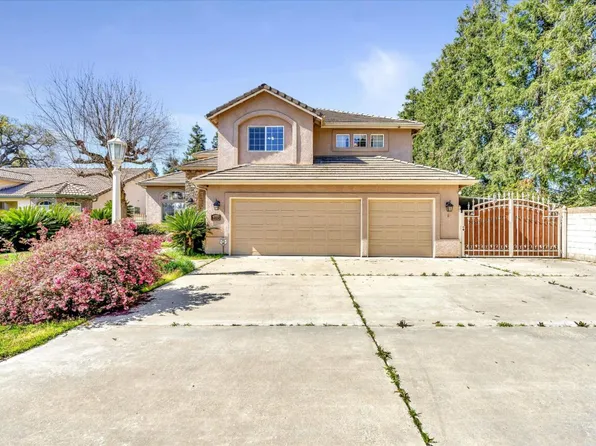 3023 S Byrd Ct, Visalia, CA 93292