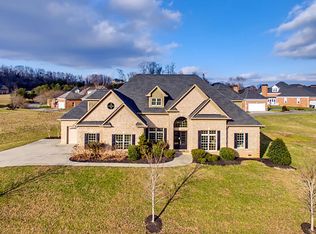 116 Rockbridge Greens Blvd, Oak Ridge, TN 37830