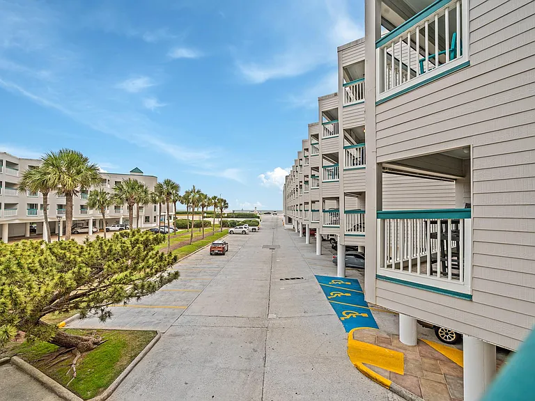 6102 Seawall Blvd #183 — Photo 30