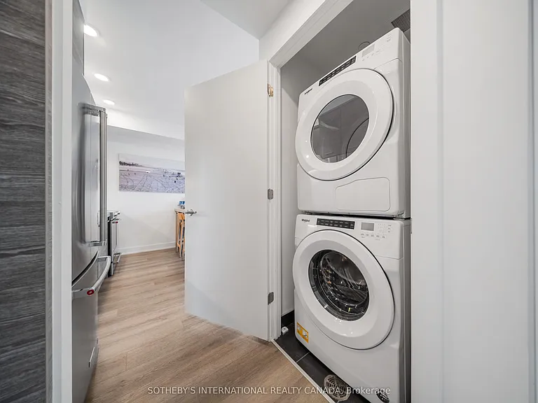 484 Spadina Ave #601 — Photo 18