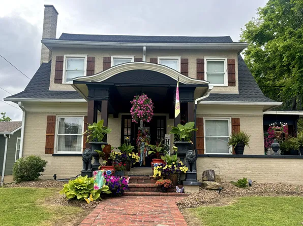 207 Hopkinsville St, Greenville, KY 42345