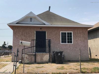 4321 S San Pedro St, Los Angeles, CA, 90011