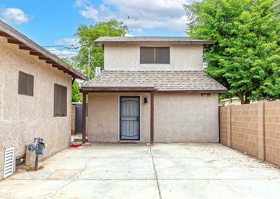 617 1/2 S 6th Ave