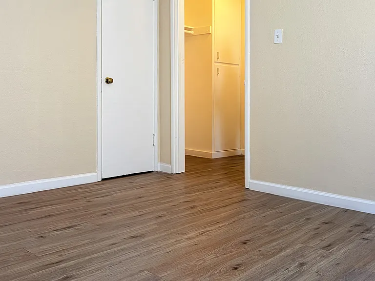 2511 N St #7 — Photo 9