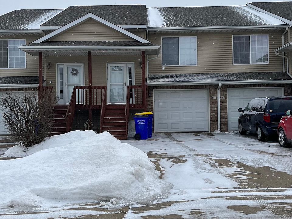 1st image of 545 E Goldfinch Dr