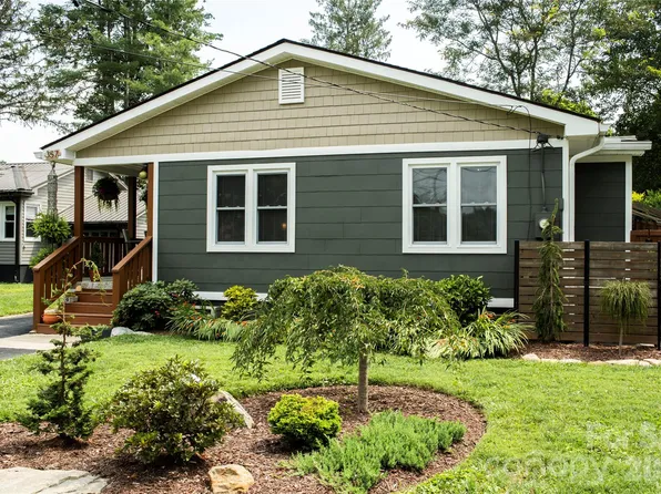 357 N Country Club Rd, Brevard, NC 28712