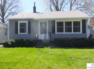 4215 Oak St, Omaha, NE 68105