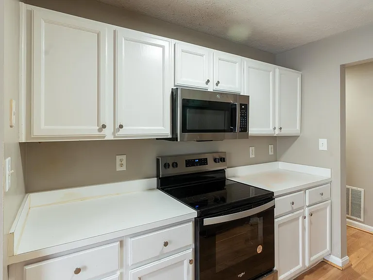 689 Winding Stream Way #101 — Photo 6