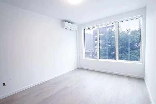 Sold by High Class Realty SB LLC | media 22