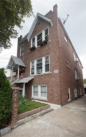 1st image of 2728 Yates Ave