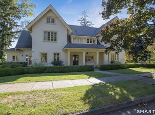 15 Edgehill Rd, New Haven, CT 06511