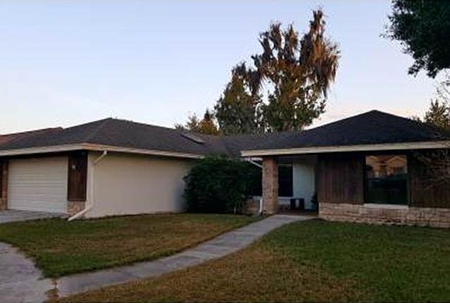 1st image of 2730 Lake Pierce Dr