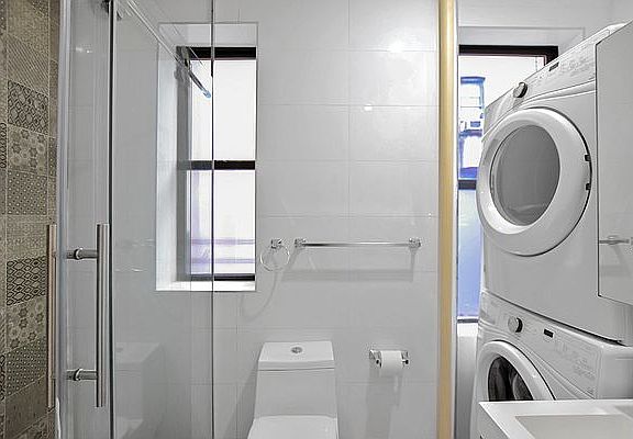 4th image of 618 W 136th St #2EE