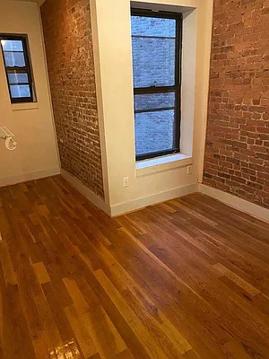 Rented by Tapiro Realty | media 3