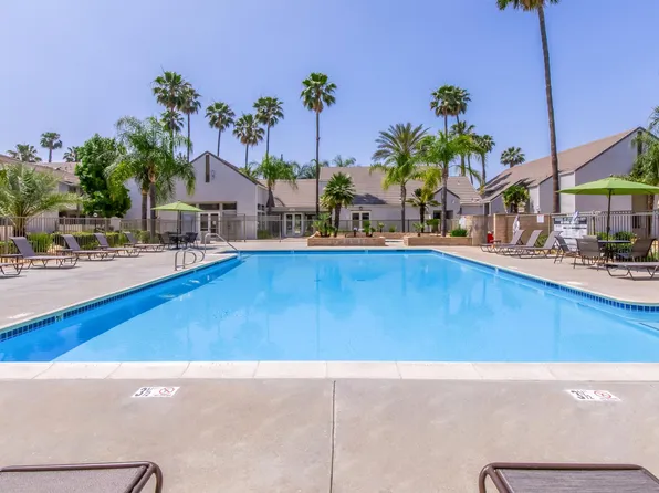 Palm Court Apartment Homes