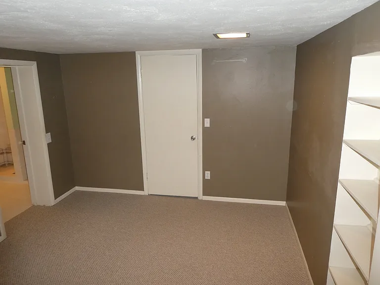 8007 Corliss Ave N — Photo 7