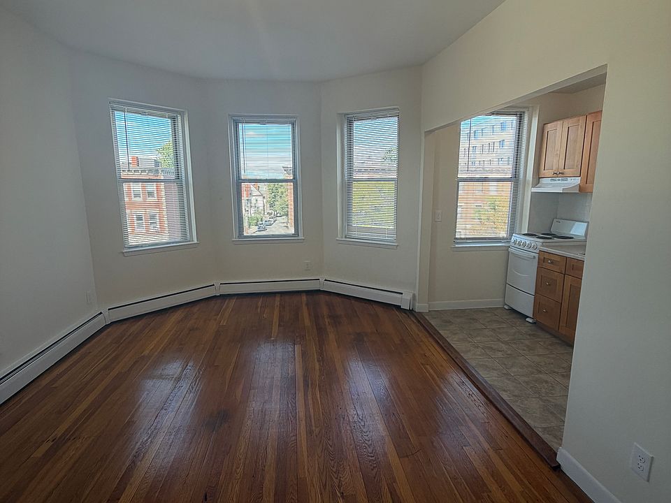 1st image of 60 Brighton Ave #304