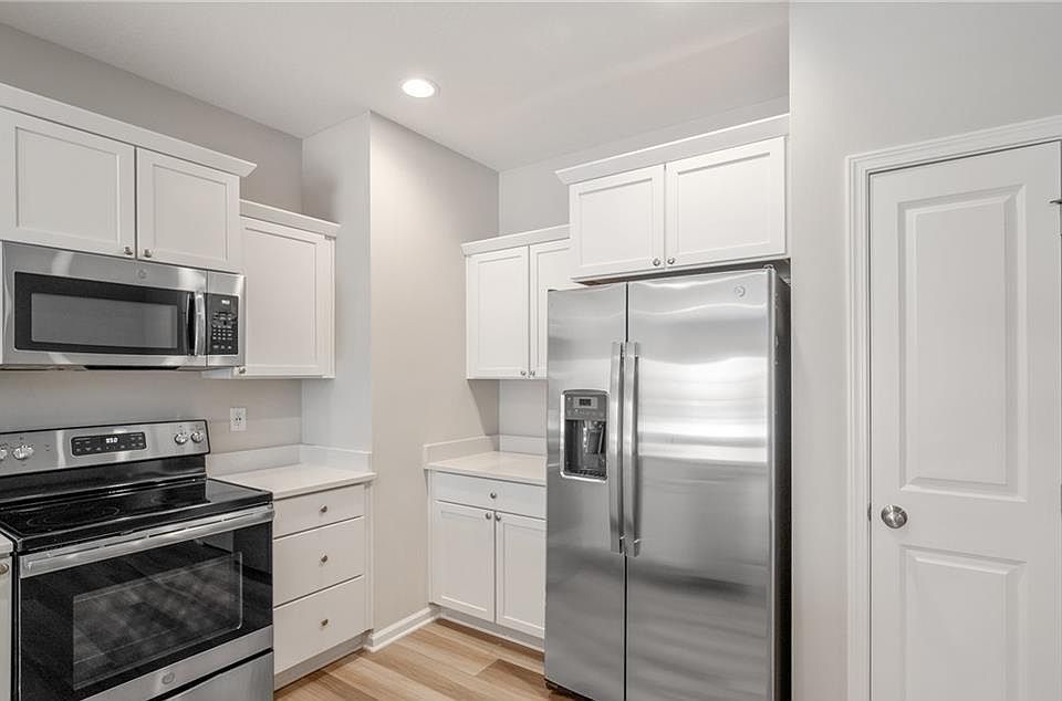 1st image of 9431 Primo Ln