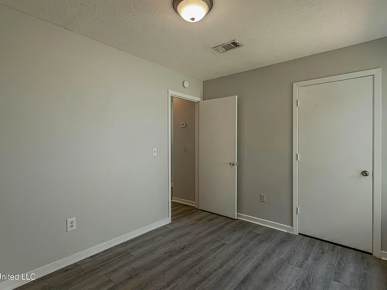 183 Cumberland Rd #B — Photo 19