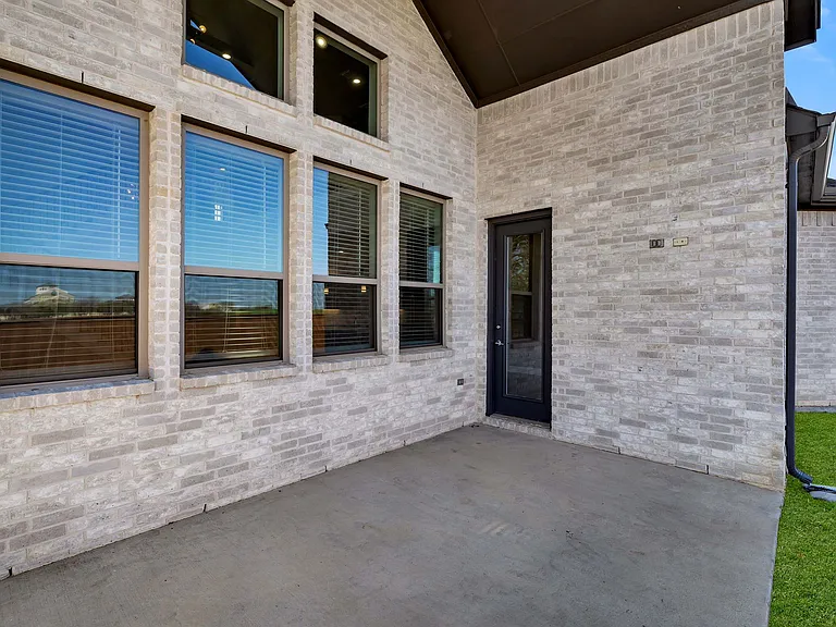 11706 Mikaela Dr — Photo 46