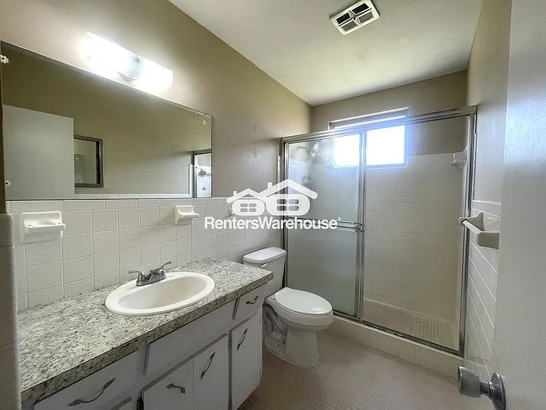 2402 Ecuadorian Way #28 — Photo 15