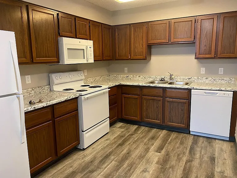 1133 G Street — Photo 21