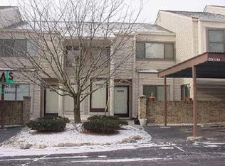 20830 Taft Rd #9, Northville, MI 48167