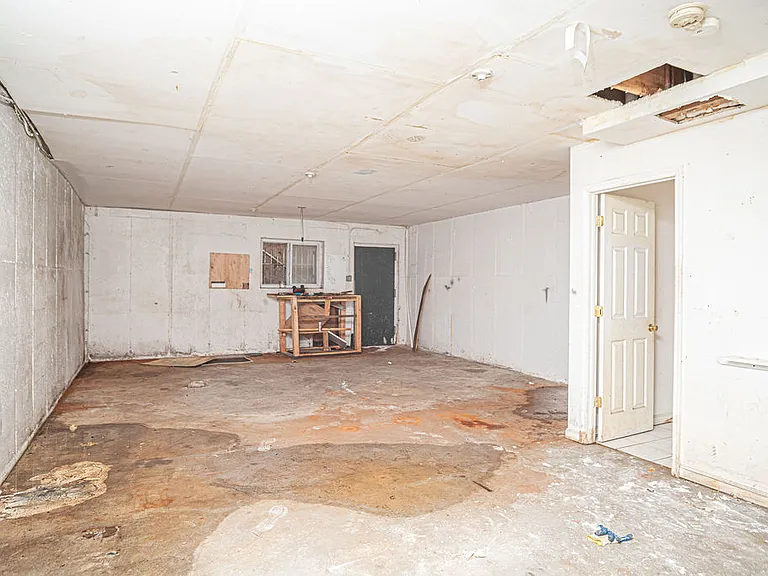 475 Hart St #1B — Photo 9
