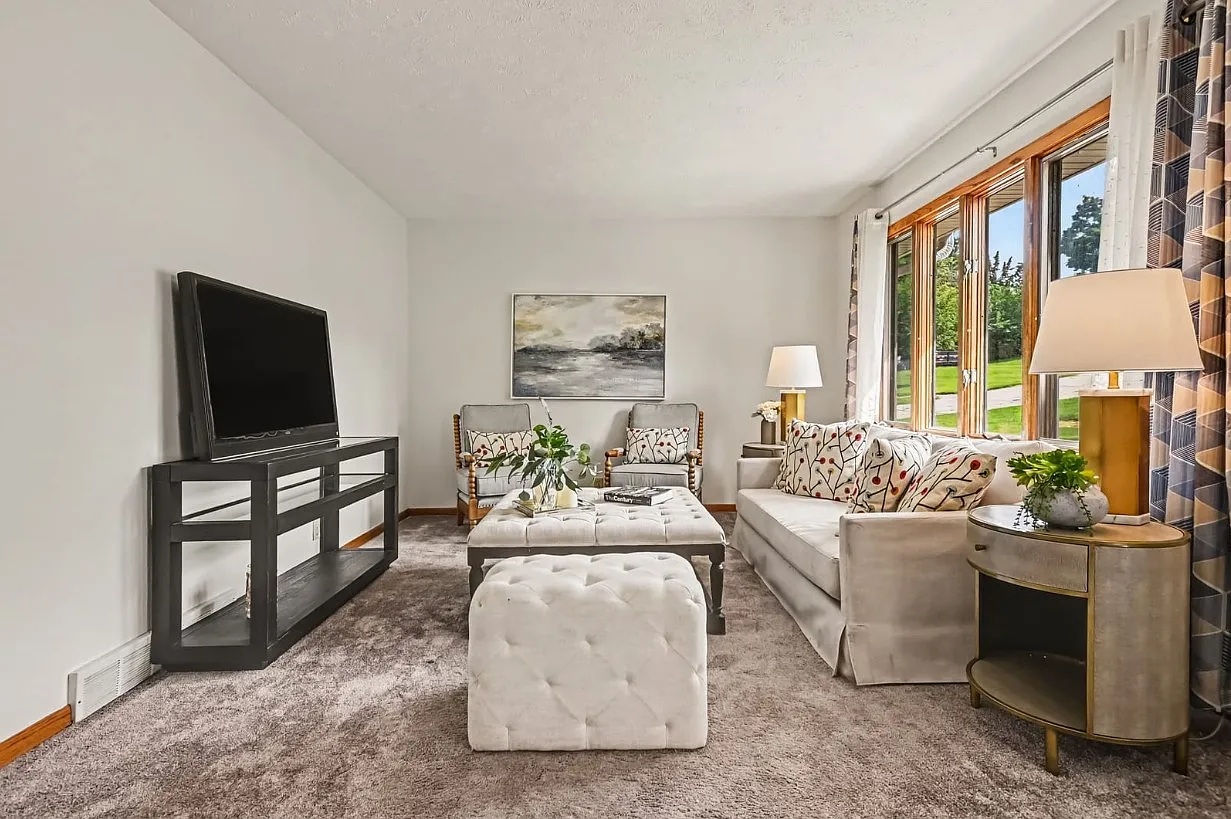 3 bed, 2037 sqft, $2,500 — Photo 4