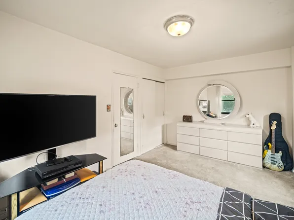 211-02 75th Avenue image 11 of 16