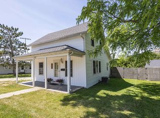 560 Southwest Rd, Platteville, WI 53818