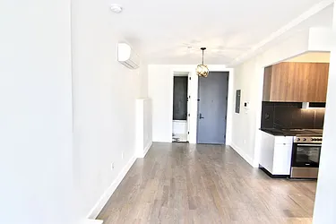 Rented by Empire Deeds LLC 