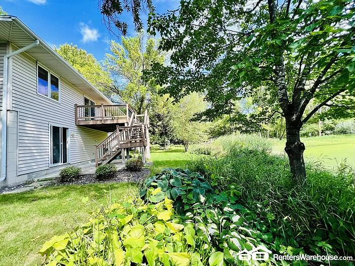 1817 Welland Ave — Photo 27