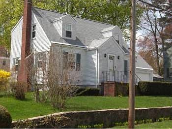 1st image of 129 Fisher St