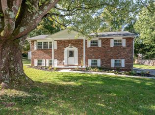 241 Peterson Rd, Knoxville, TN 37934