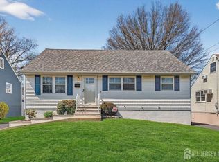 106 Worth St, Iselin, NJ 08830