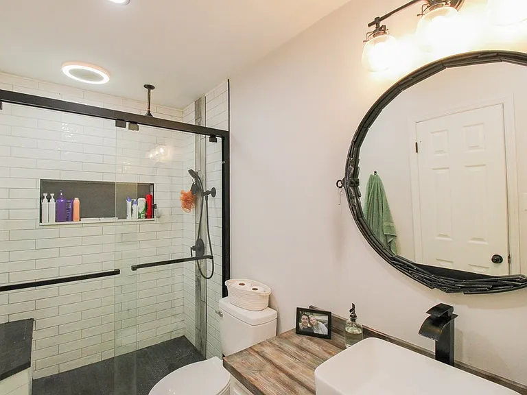 2821 Clayton Dr — Photo 19