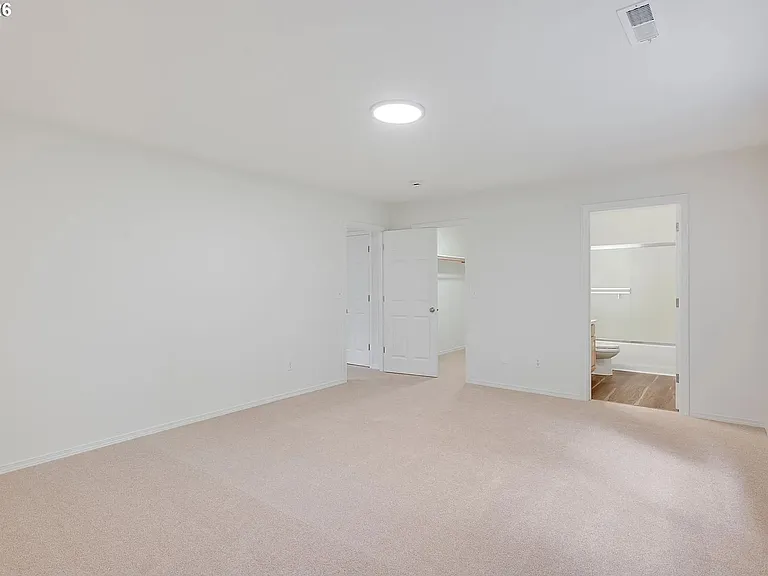 9521 NE Tenny Creek Dr — Photo 8