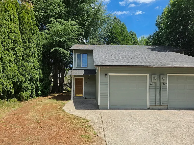 627 SE 132nd Ave — Photo 1