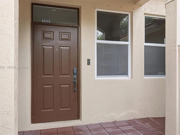 15411 SW 9th Way #0 — Photo 4