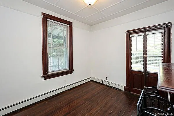 332 Franklin Ave — Photo 3