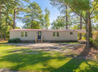 2392 Lester Mills Rd, Greenville, NC 27858