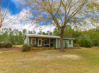30260 Royal Ln, Elberta, AL 36530