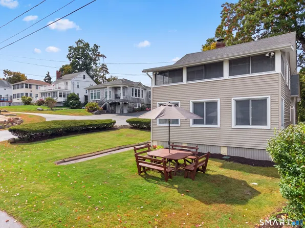 34 Ridgewood Road, Old Lyme, CT 06371