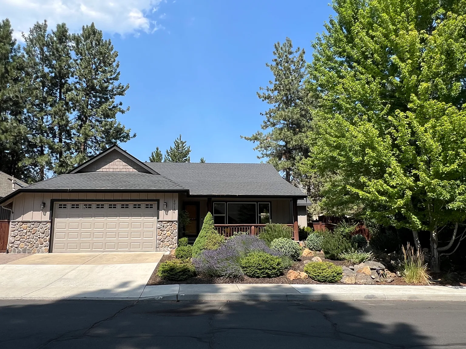 20136 Crystal Mountain Ln — Photo 2