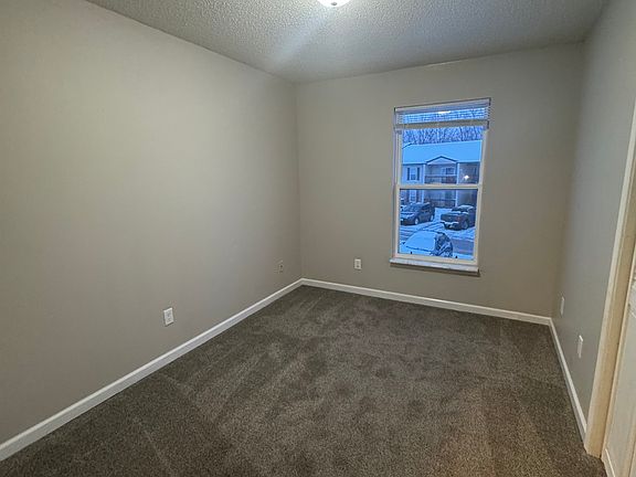 5th image of 2420 Park Ave APT 24